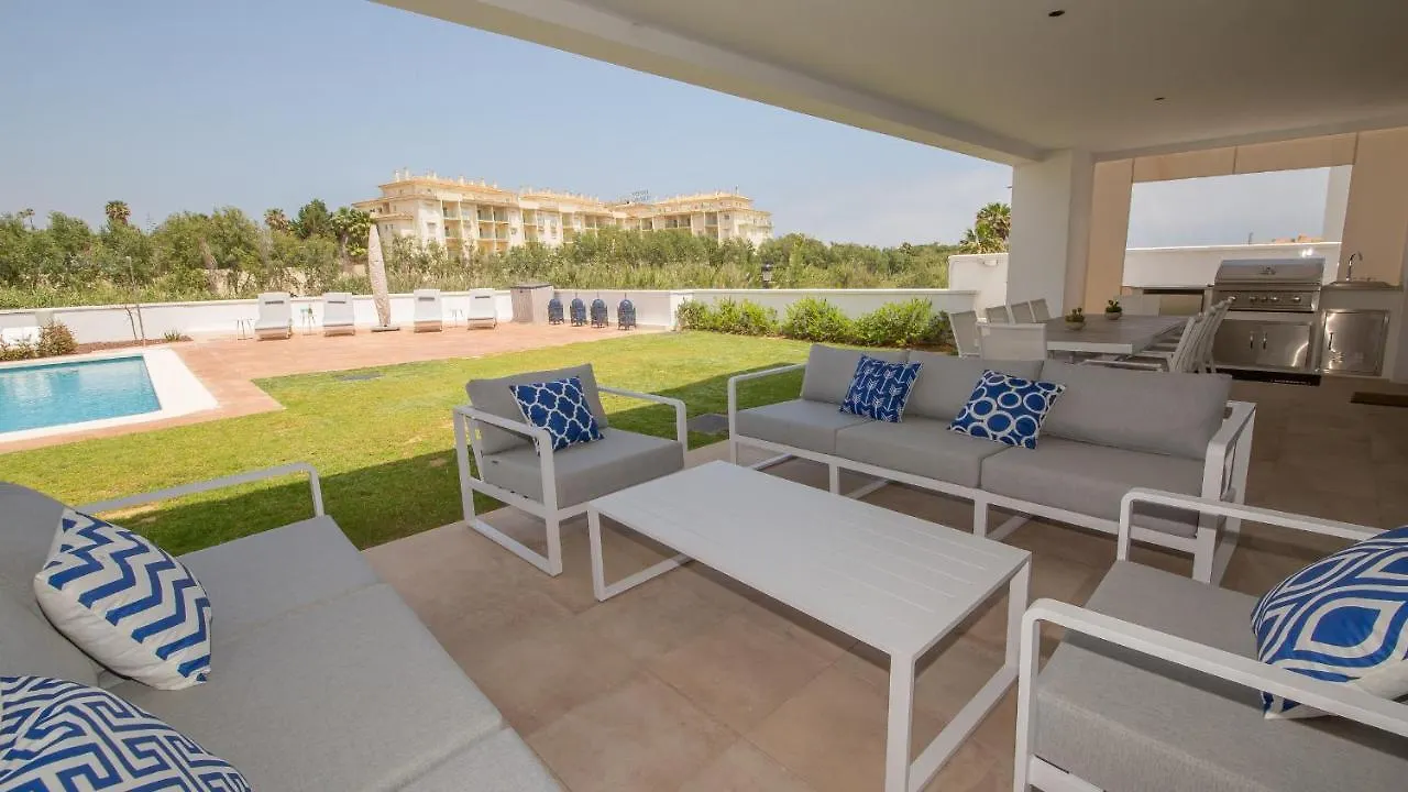 Villa Paraiso, 15 Manilva 0*,