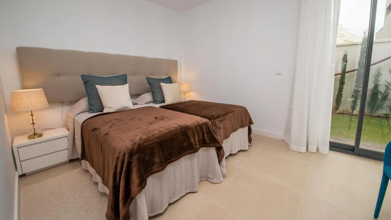 Villa Paraiso, 15 Manilva